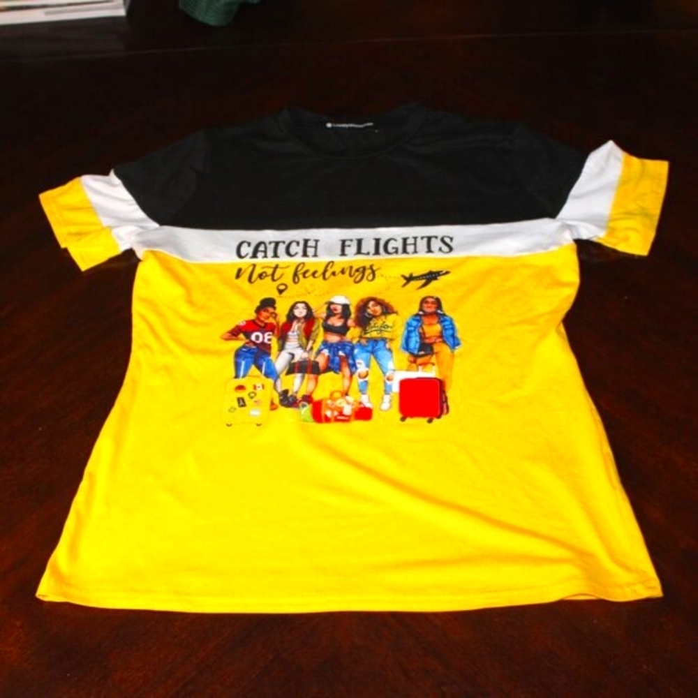 Graphic Tee Lovely Wholesale "Catch Flights Not Feelings" Graphic Tee – S
